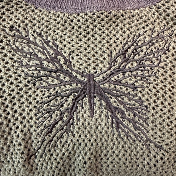 Olive Green Mesh Crochet Knit Cropped Butterfly Sweater - Picture 7 of 8